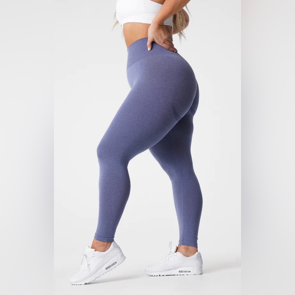 NVGTN Seamless Legging Size Small